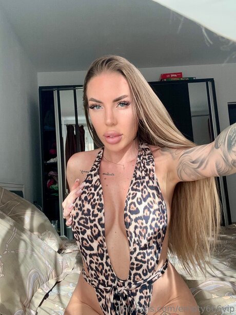 asian solo onlyfans sexy naked image