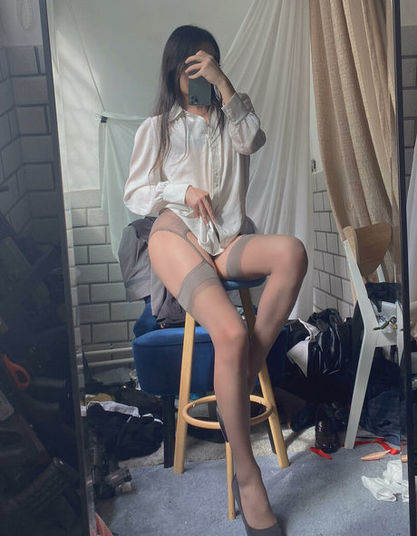 BrickZhuan model exclusive photo