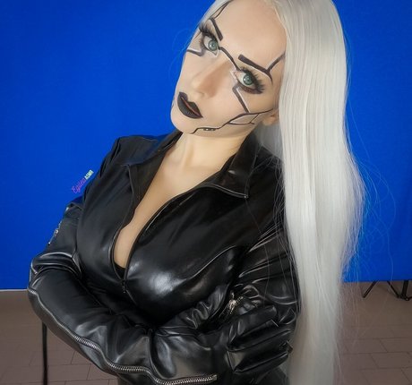 Egilea ASMR hd actress photo