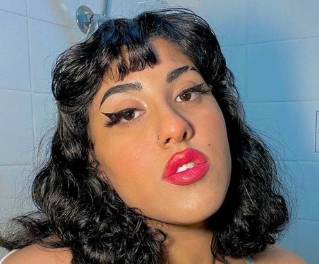 Cchristineabadir model nude archive