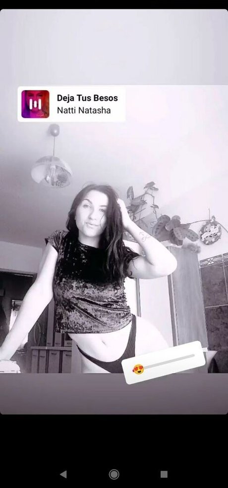 cristinutza18 top profile image