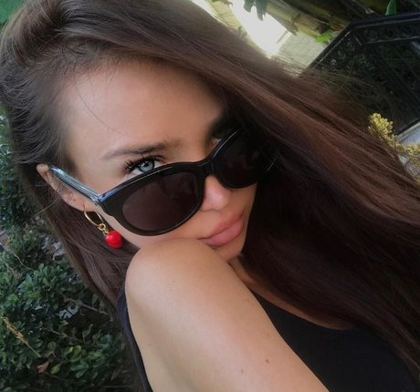 Ana Walczak hd star photo