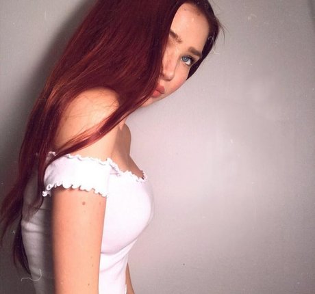 Ana Walczak model hd archive