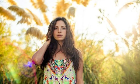 Anna Hopkins model perfect pictures