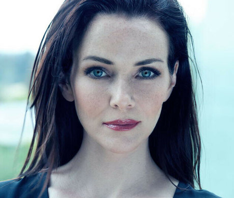 Annie Wersching star photos