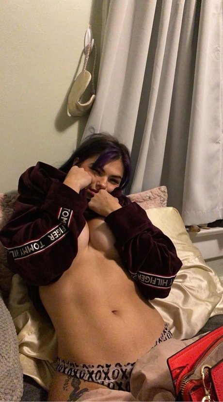 Emo fio star hot pictures