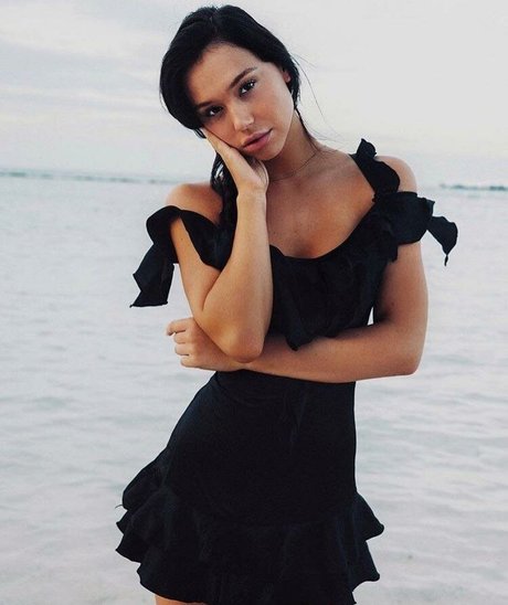 Alexis Rene Glabach xxx actress photos