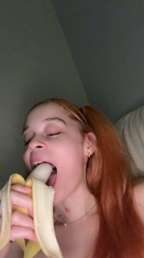 creamthequeen11 star sexy photo