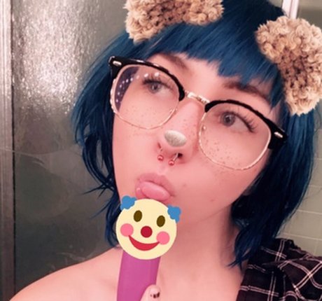 Venus  Fae model exclusive images