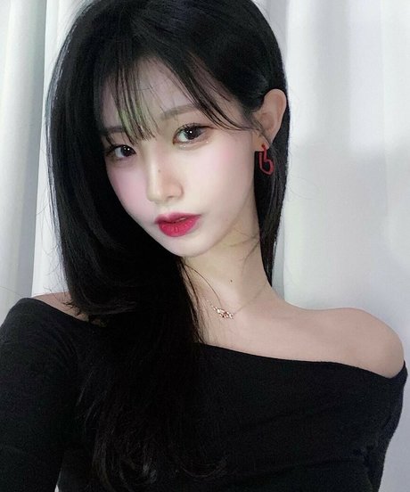 gilyoung8 sex star photo