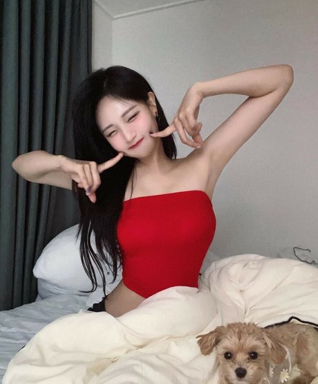 gilyoung8 star hot photo