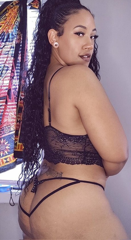 MzGuidedGoddess pornstar beautiful photo