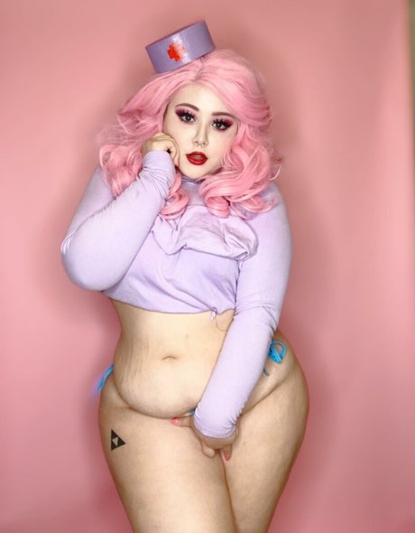 Miss Adrienne Park hot model pic