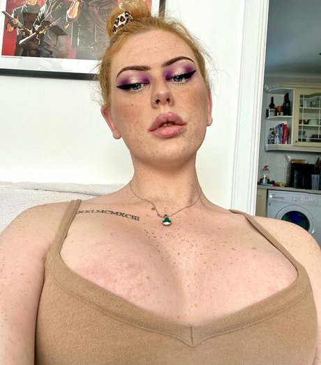 Rogue Robinson pornstar beautiful picture