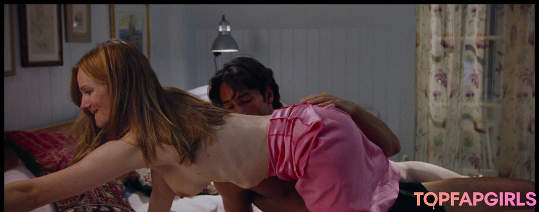 Laura Linney best star pic