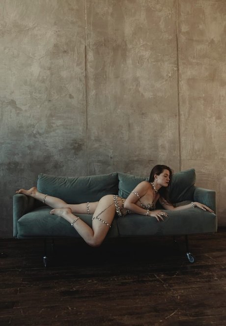 Katya Shvint naked star img
