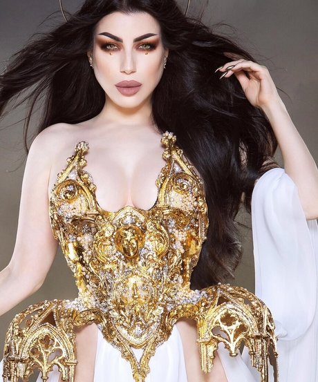 Threnody In Velvet star nudes photos