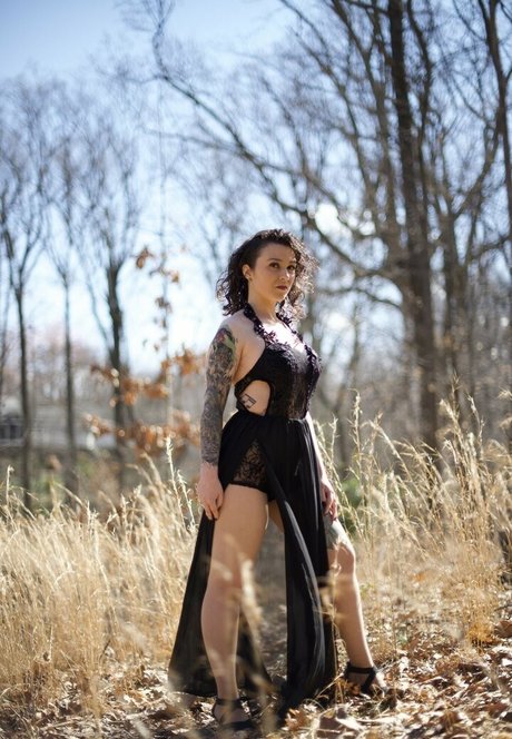 LadyDevann star pretty photos