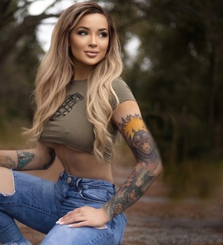 Torias Secret pornstar nude img