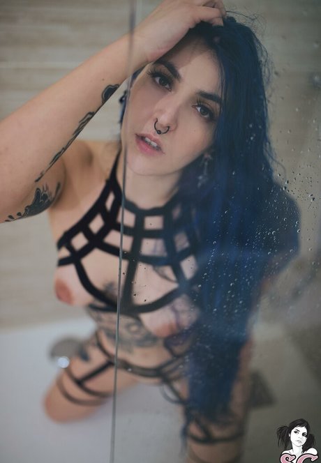 Narublu model beautiful pictures