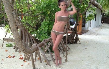Rodina02 adult model galleries