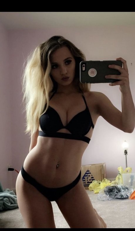 Kbubblez model perfect pics