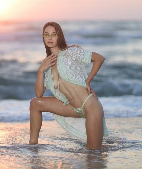fitbyaviv star photo