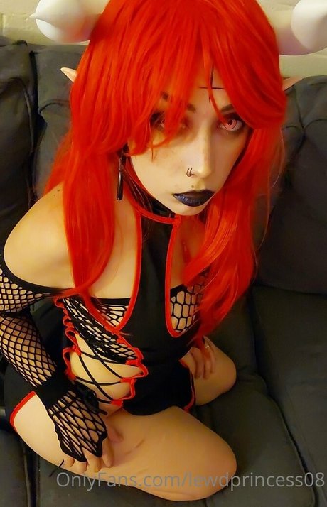 LewdPrincess08 naked pornstar galleries