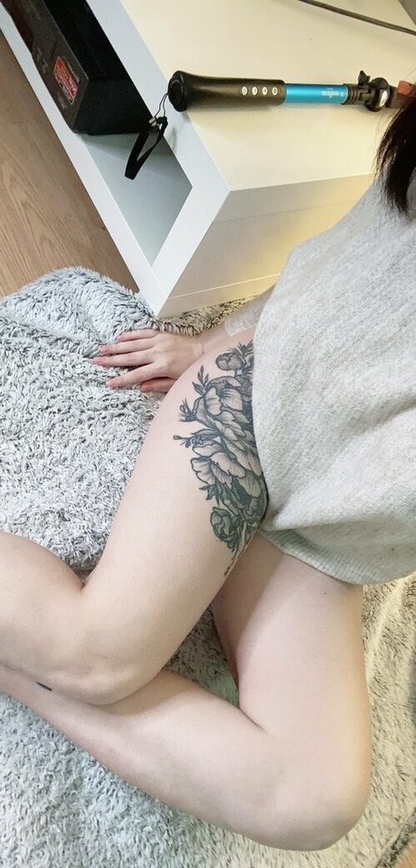 MintyMiyako pornstar sex pic