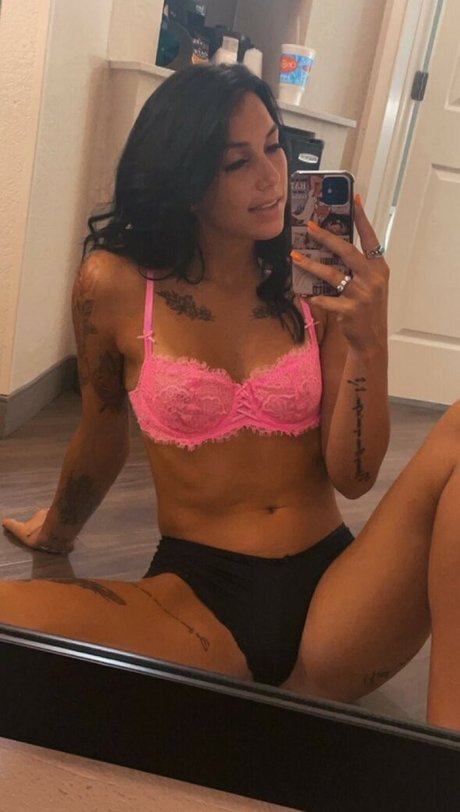 Taylyn Quay model nudes img