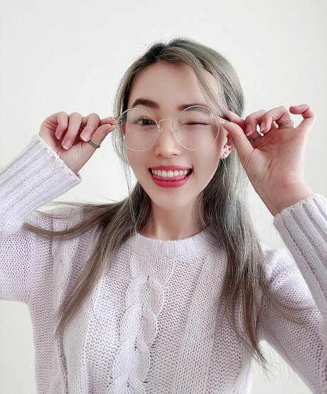 Yoojin model naked archive