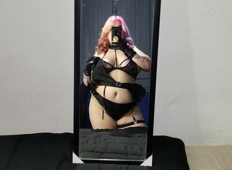 secretary onlyfans free naked photo