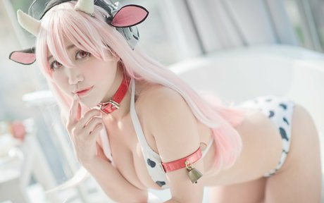 Miss Seven model nice img