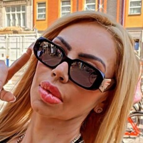 Alexa Mena star porn pics