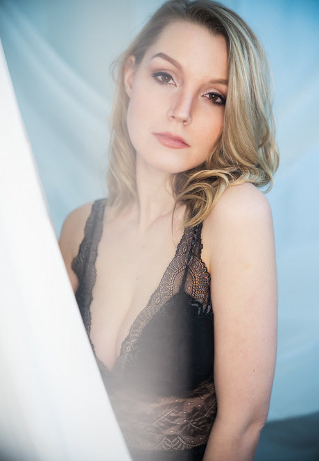 Liechee model xxx image