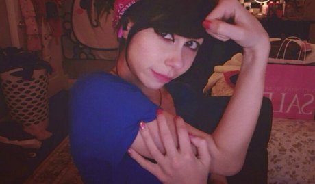 Shoe0nhead sexy star images