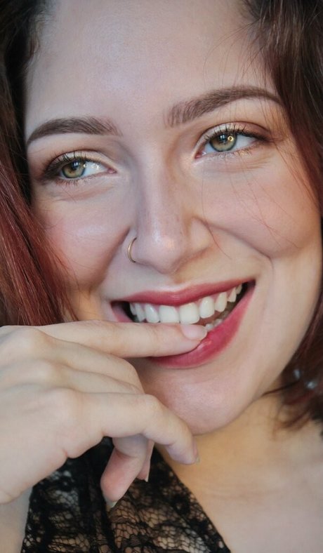 Oriana Leal star picture