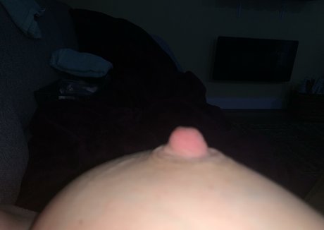 Milkmama free model gallery