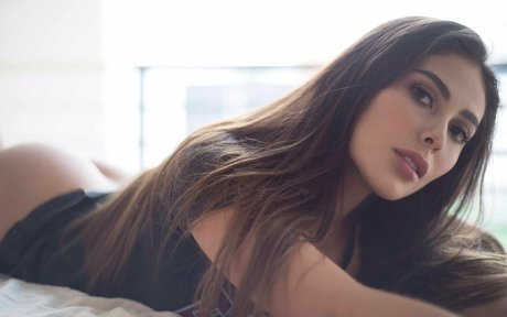 Haney Olvera adult model gallery