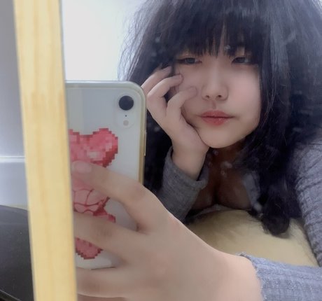 yul off model naked pictures