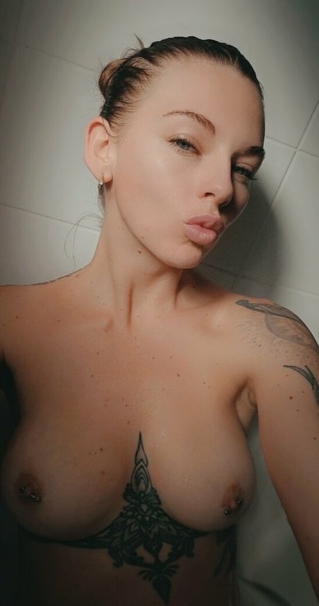 Cecethicc pornographic actress gallery