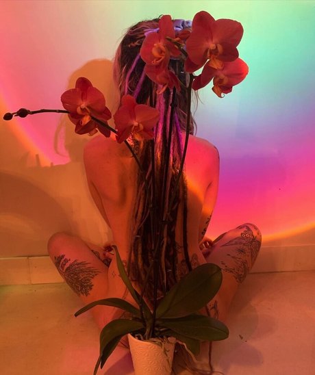 Bambiicandy star erotic pic