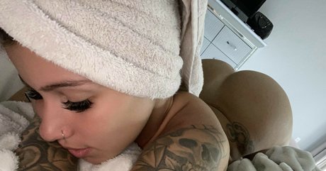 Daniela Andrea hot pornstar image
