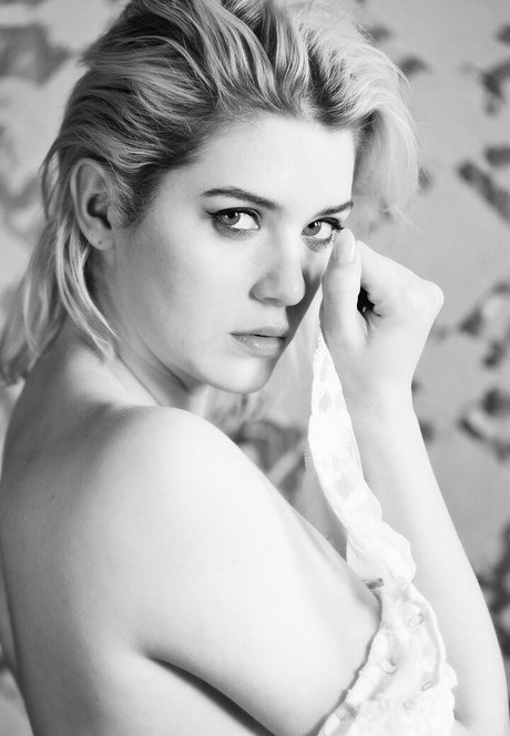 Mckenzie Eckels model hd picture