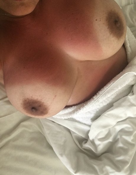 tomerzo star nude gallery
