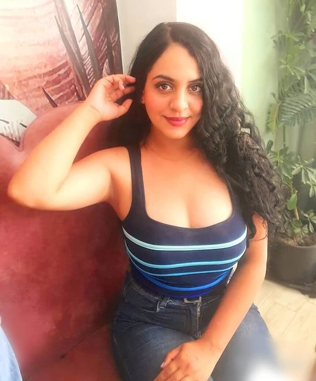 Olfa Fouzai beautiful pornstar pictures