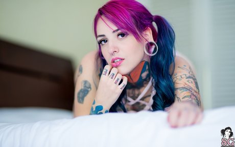 Majora Suicide model adult photo