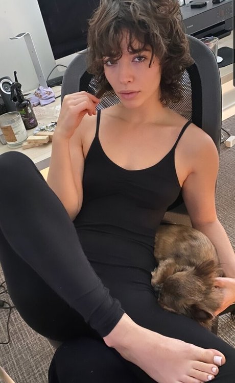 Mamakat sex actress img