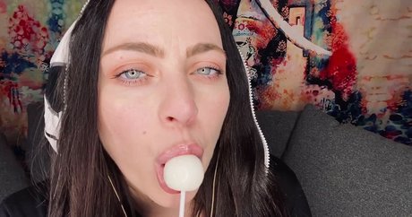 Jackie Does ASMR perfect star photo