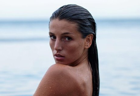 Alice Llenas sex model image